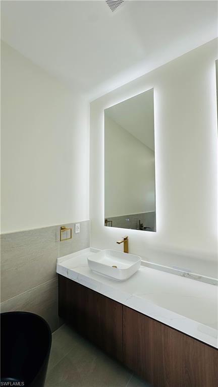 15482 Viscount Cir Property Photo 43
