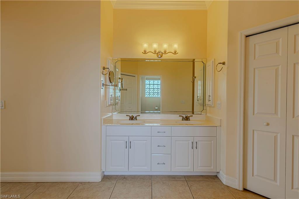 12288 Casals Ln Property Photo 13