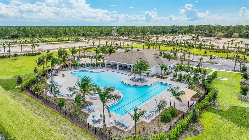 17962 Shade Tree Loop Property Photo 26