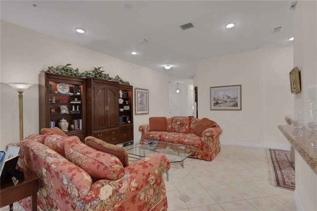 6502 Monterey Pt 102 Property Photo 5