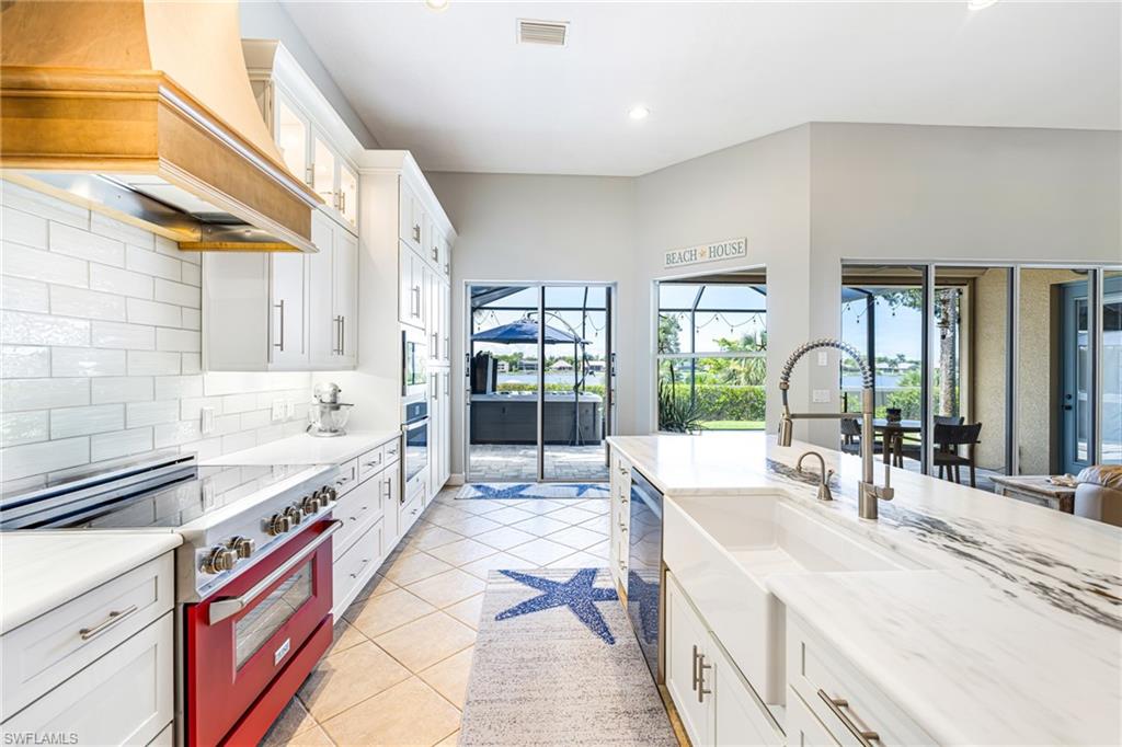5589 Whispering Willow WAY