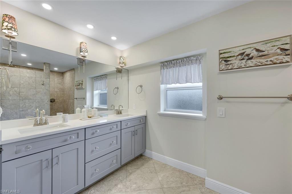517 Parkwood Ln Property Photo 11