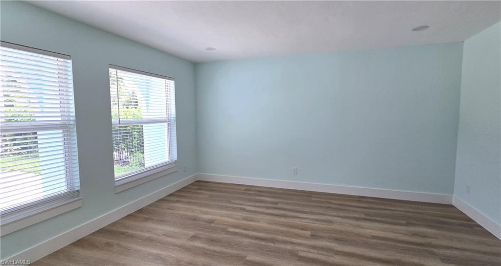 1039 Michigan Ave Property Photo 6