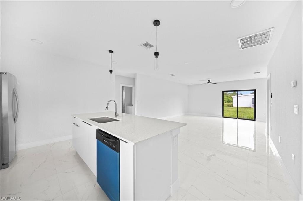 2814 12th St Sw Property Photo 11
