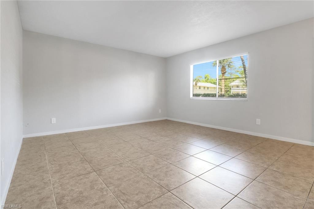 4635 Bayshore Dr P4 Property Photo 9