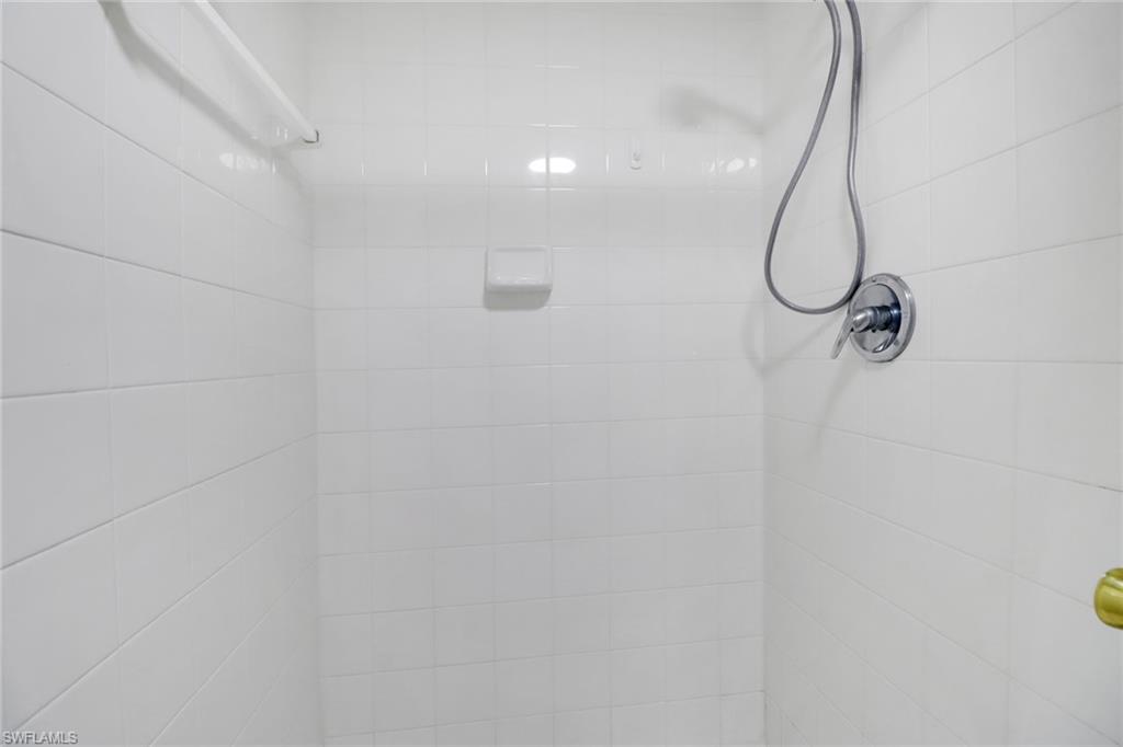 4635 Bayshore Dr P4 Property Photo 15