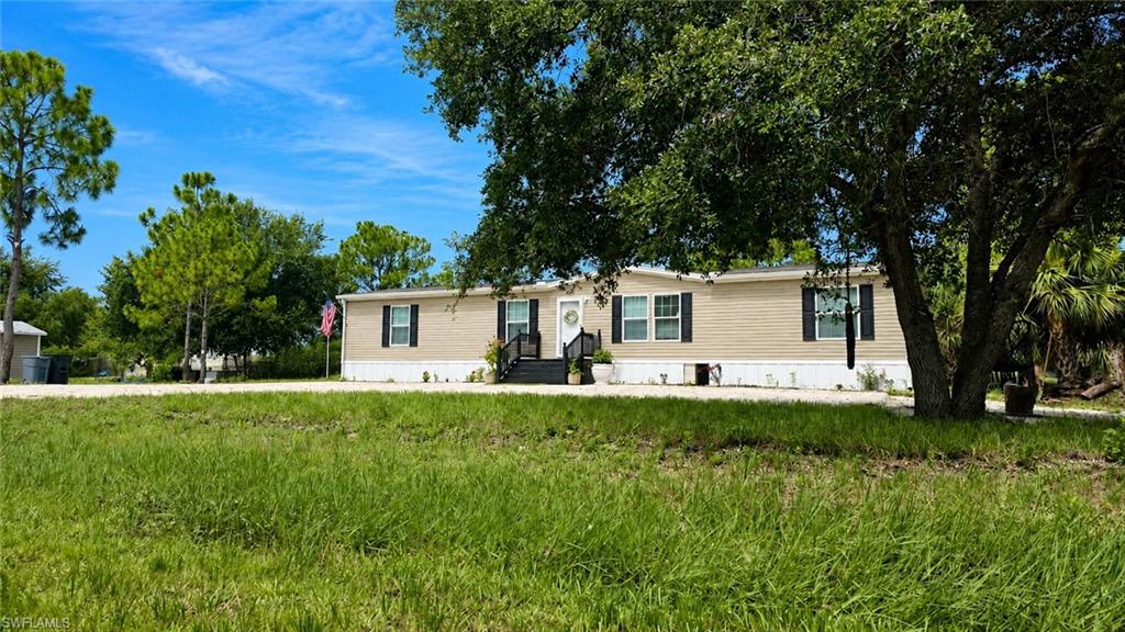 220 Kennel St Property Photo 2