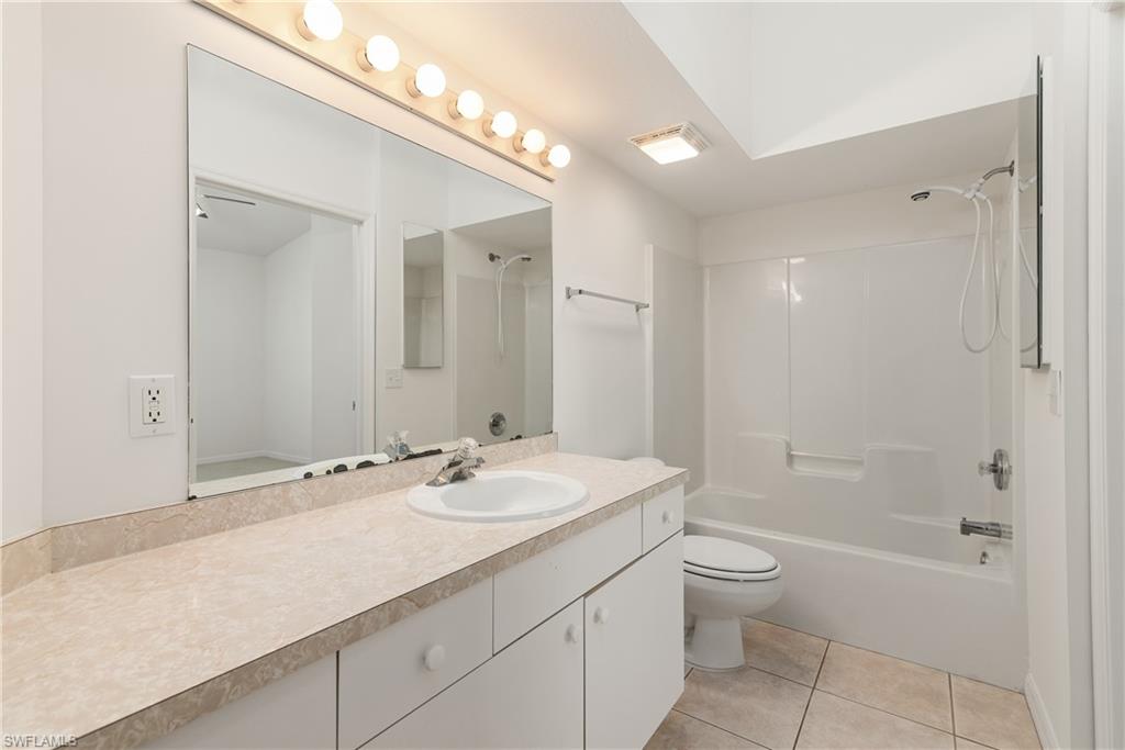 25761 Lake Amelia Way 202 Property Photo 18