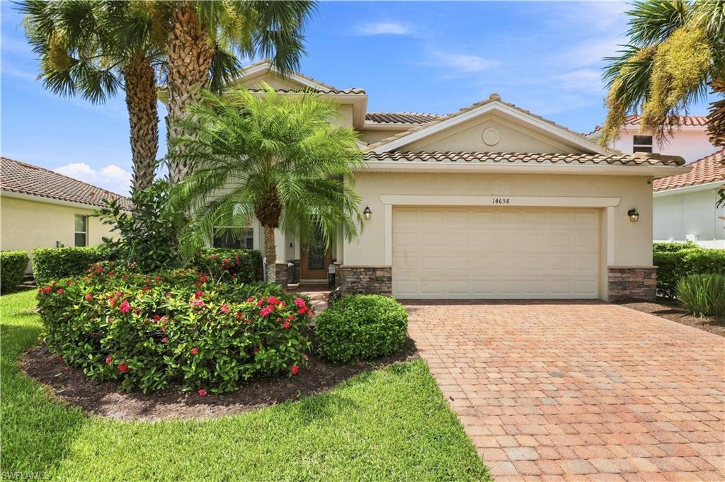 14658 Fern Lake Ct Property Photo 3