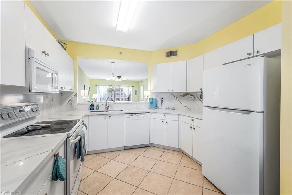 7822 Great Heron Way 206 Property Photo 5