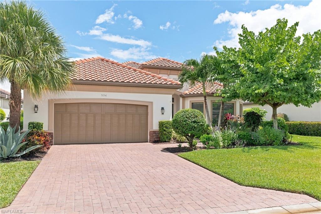 9256 Rialto Ln Property Photo 1