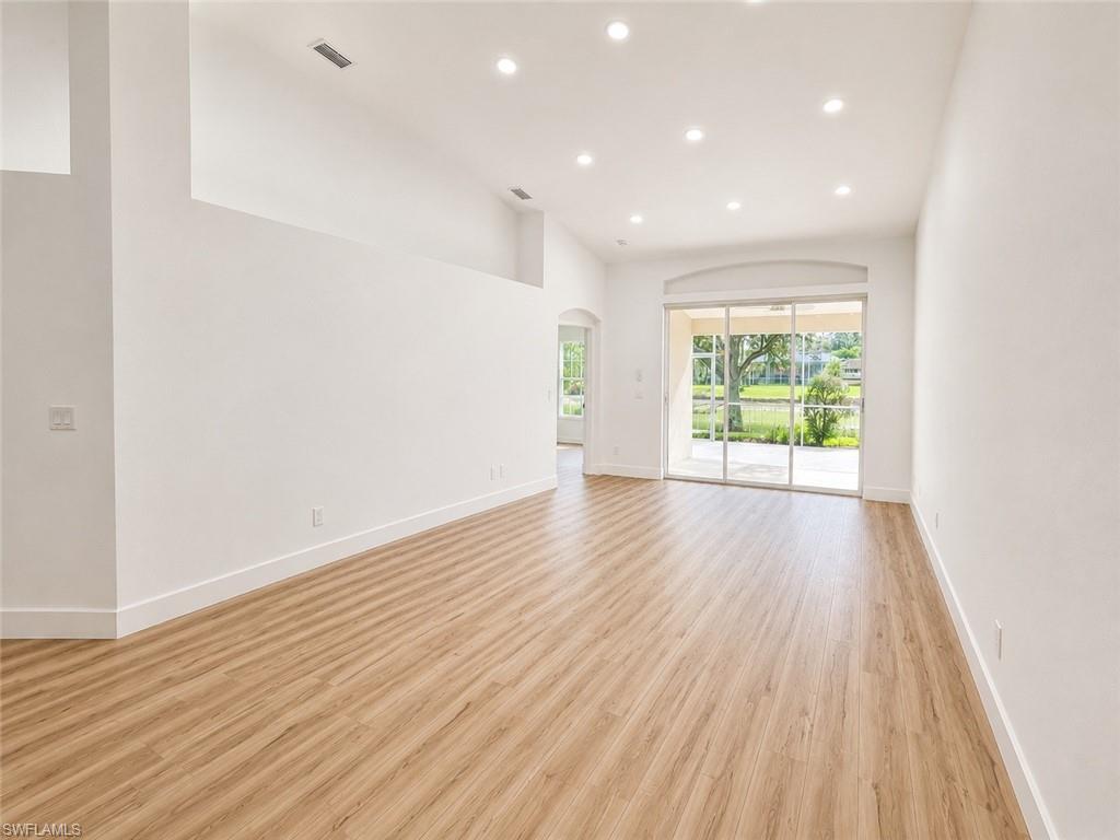 8204 Ibis Cove Cir B212 Property Photo 10