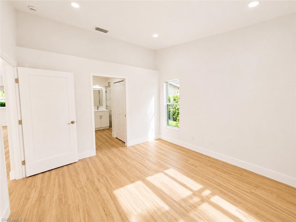 8204 Ibis Cove Cir B212 Property Photo 14