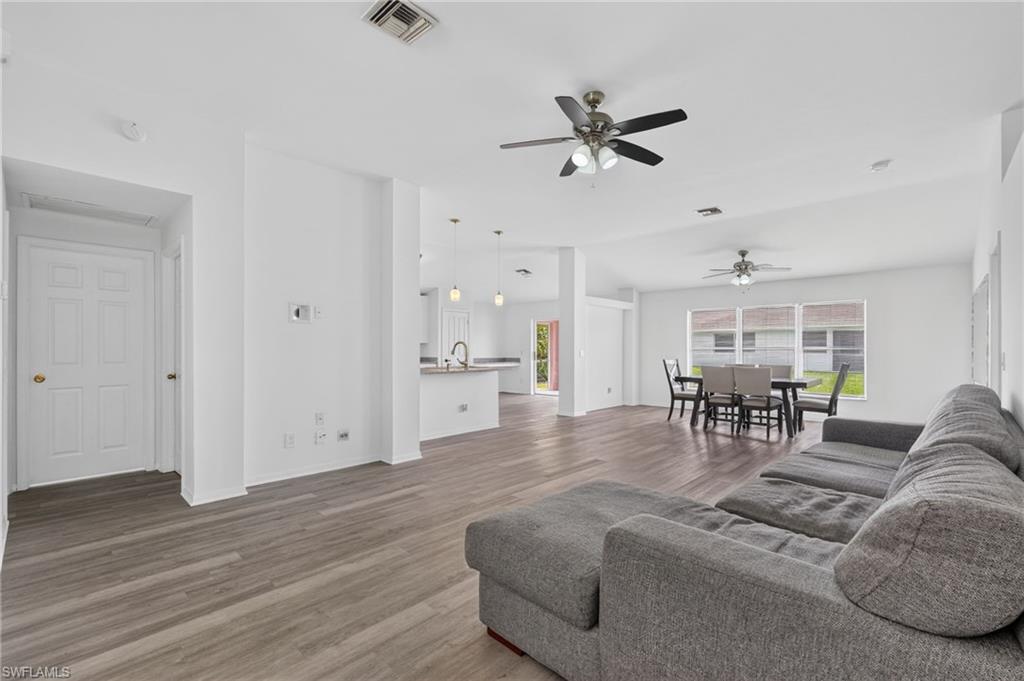 1502 Scholar Ct Property Photo 23