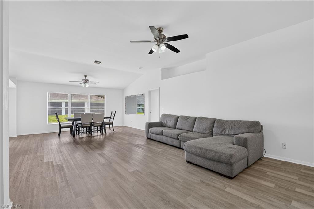 1502 Scholar Ct Property Photo 24