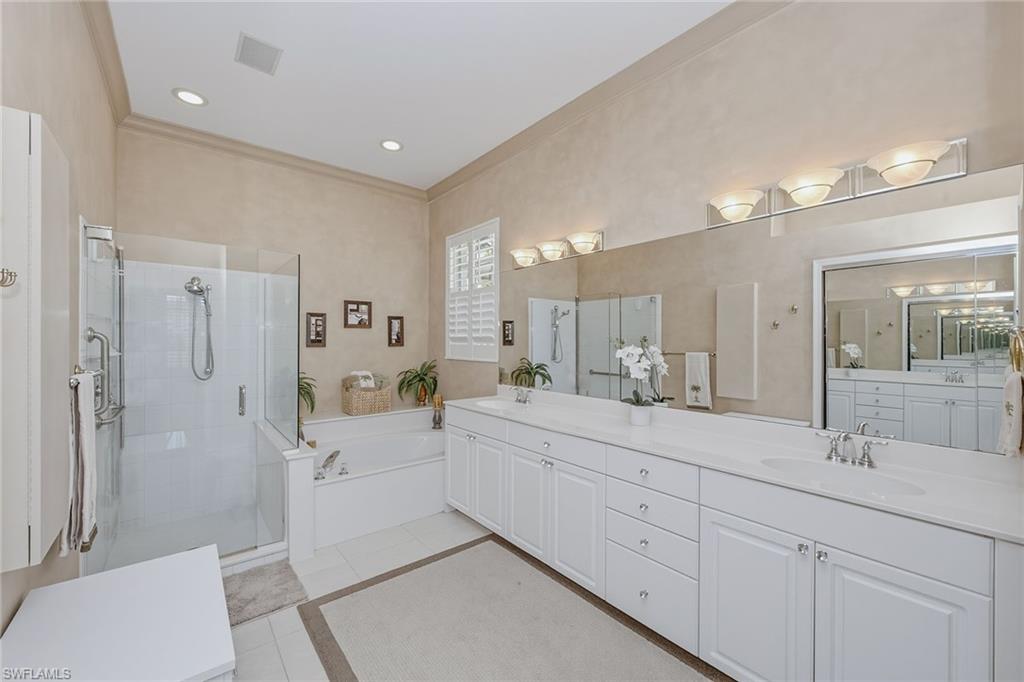 2325 Island Cove Cir Property Photo 13