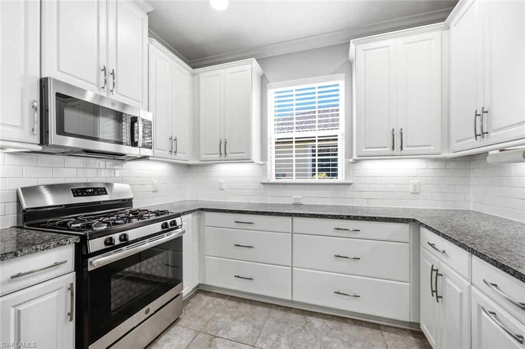 8261 Lucello Ter W Property Photo 10