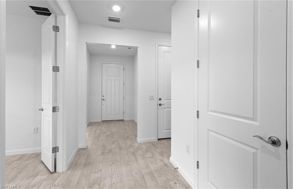6327 Van Buren Ct Property Photo 4