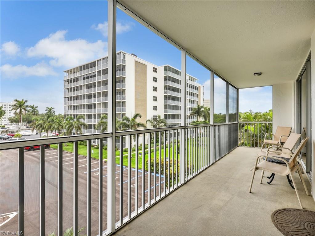 5 Bluebill Ave 312 Property Photo 16