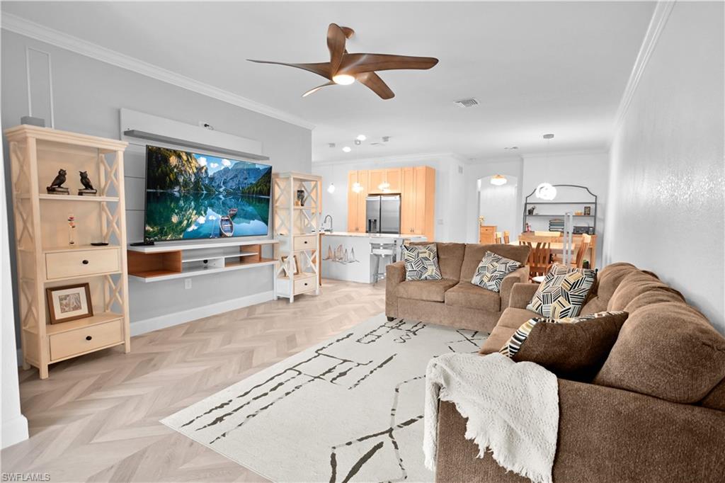 17817 Woodland Ct Property Photo 2