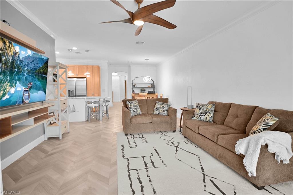 17817 Woodland Ct Property Photo 8