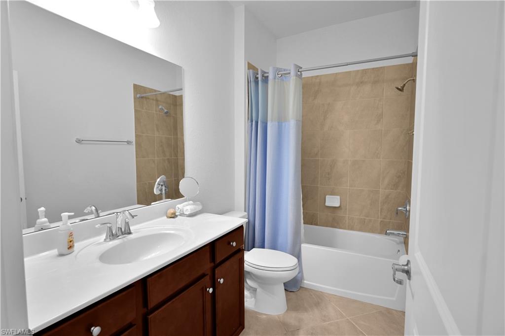 17817 Woodland Ct Property Photo 37