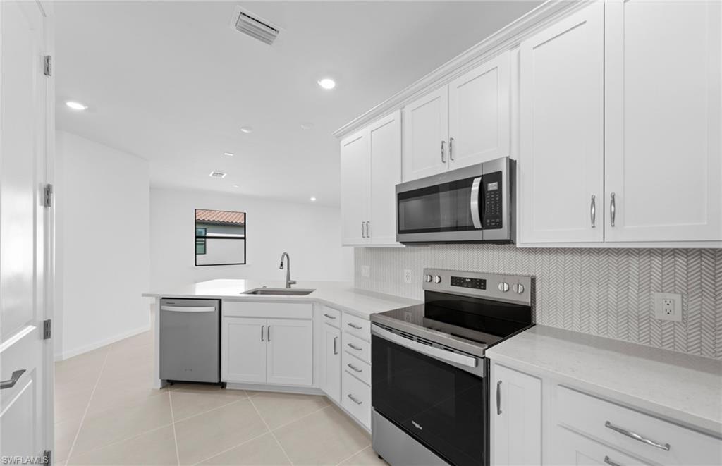 6431 Memorial Ln Property Photo 4