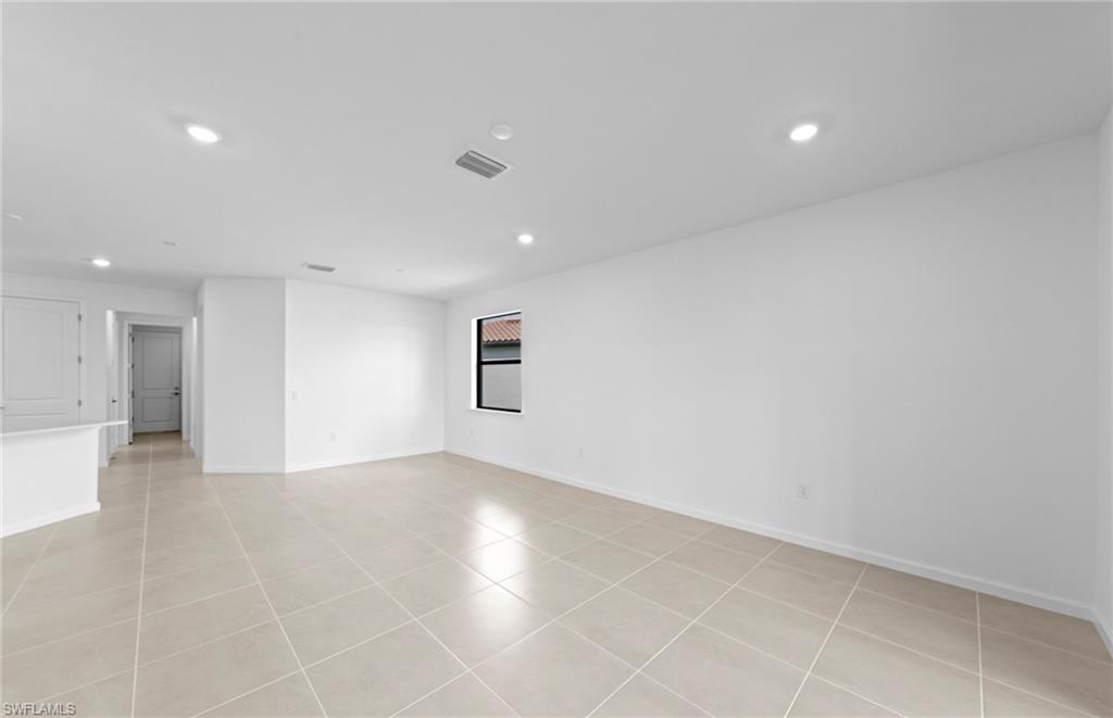 6431 Memorial Ln Property Photo 14
