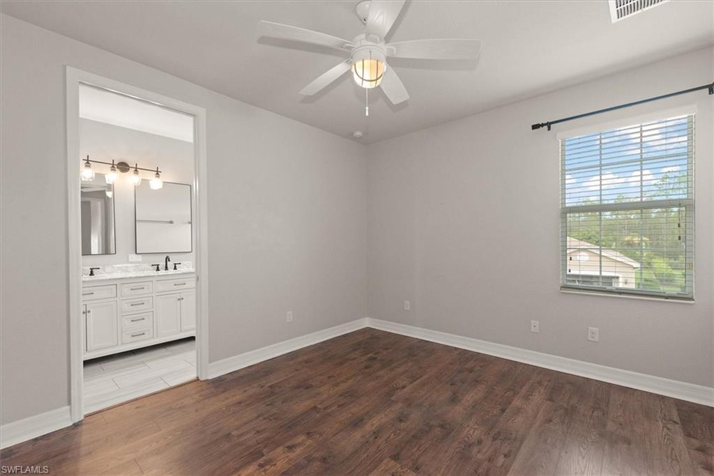 11103 Sparkleberry Dr Property Photo 21
