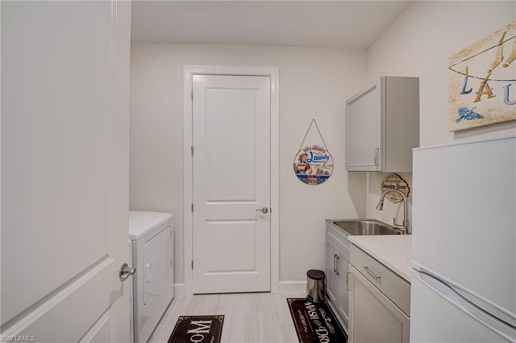 6229 Harmony Dr Property Photo 32