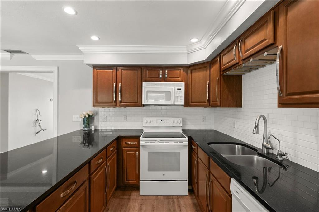 505 5th Ave Property Photo 13