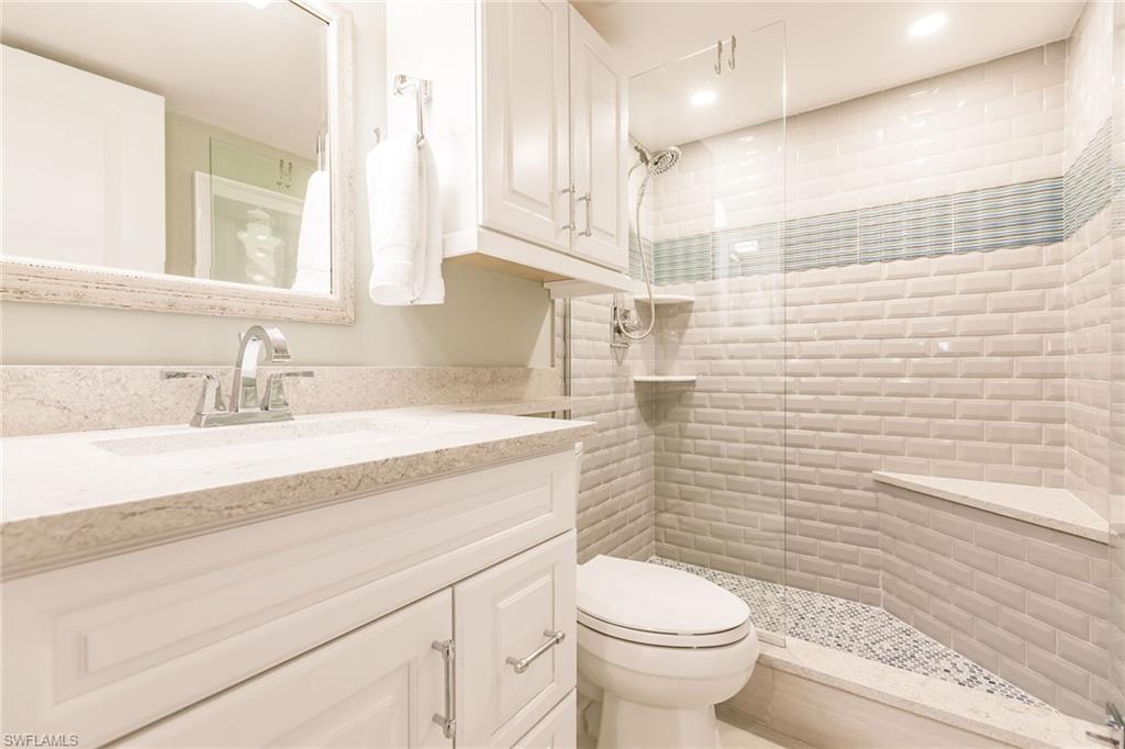 900 Collier Ct 406 Property Photo 25