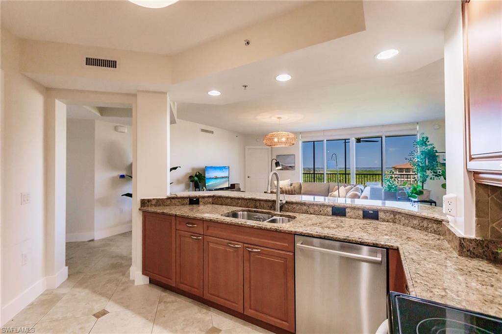 23540 Via Veneto 602 Property Photo 13