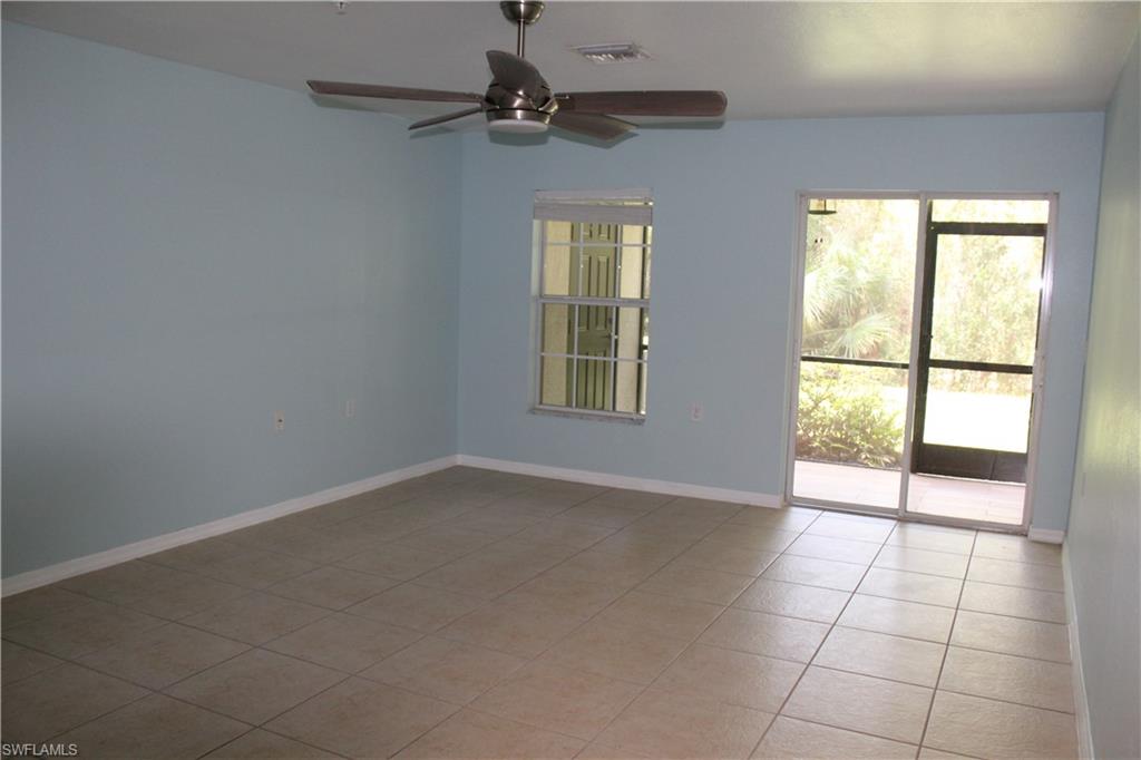 9076 Gervais Cir 403 Property Photo 6