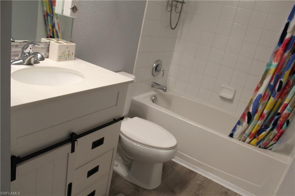 9076 Gervais Cir 403 Property Photo 9