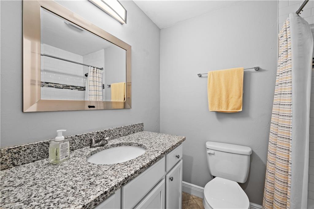 866 101 Ave Property Photo 7