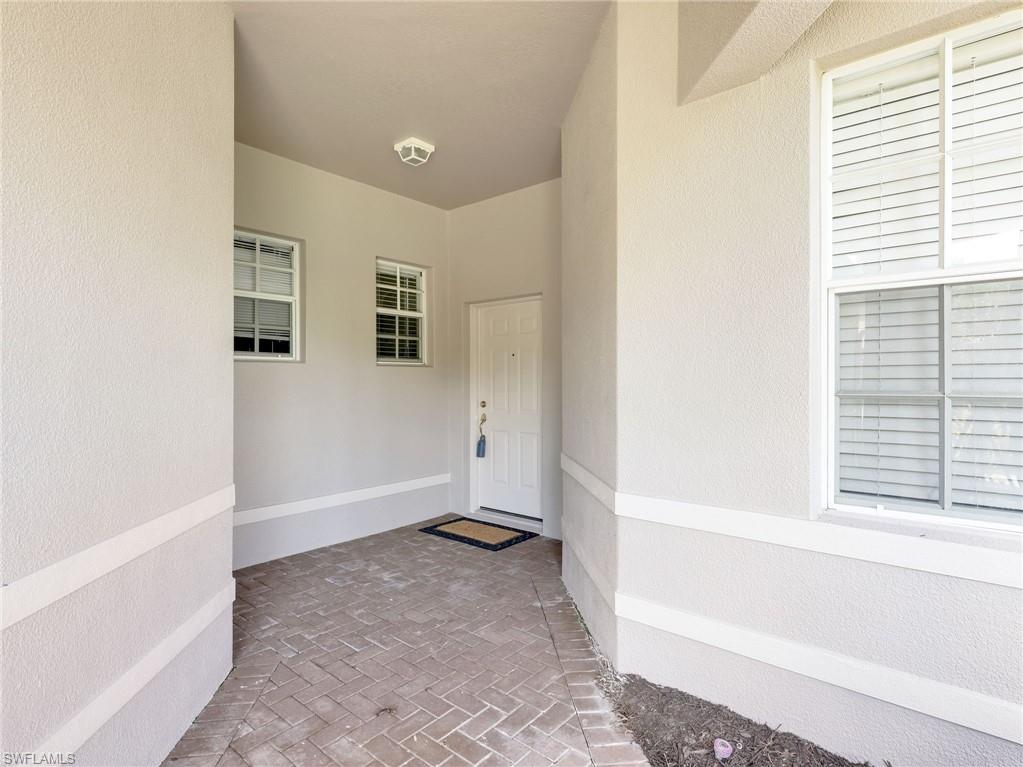 3625 Periwinkle Way 1-34 Property Photo 8