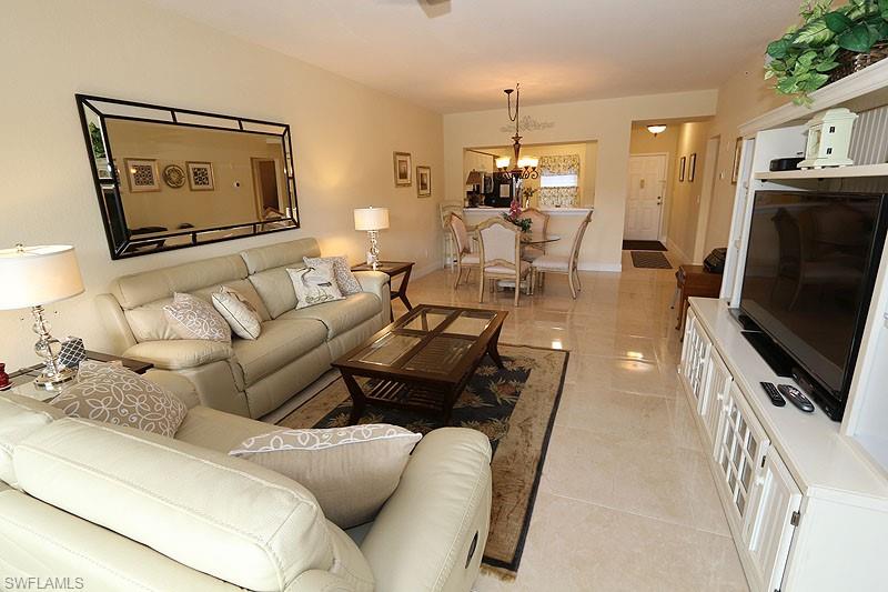 3250 Cypress Glen Way 403 Property Photo 5