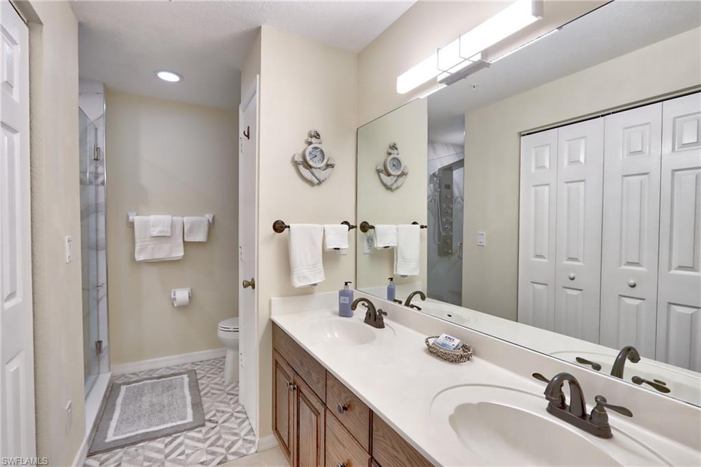 3250 Cypress Glen Way 403 Property Photo 14