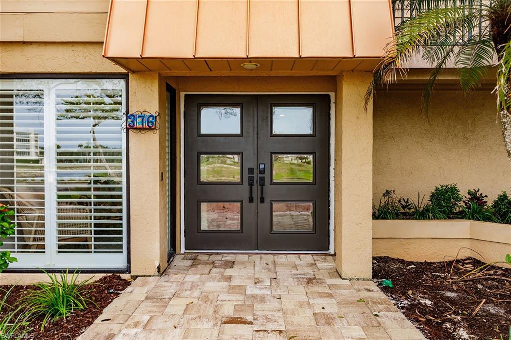 376 Leatherfern Ln Property Photo 6