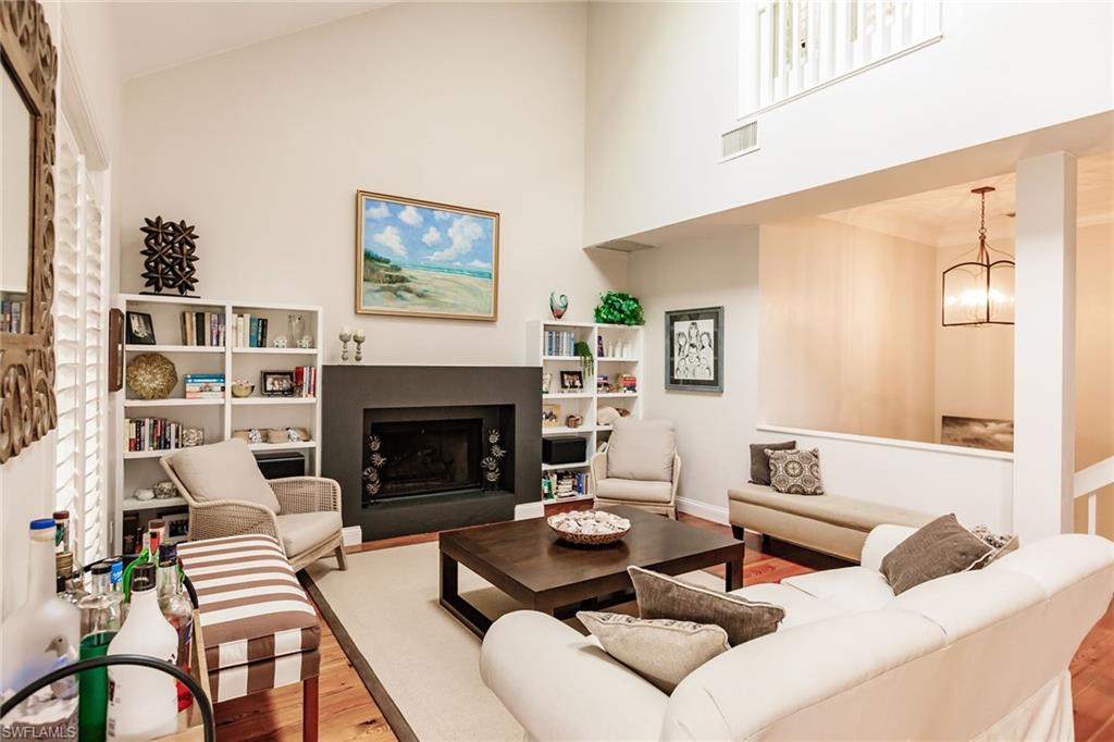 376 Leatherfern Ln Property Photo 13
