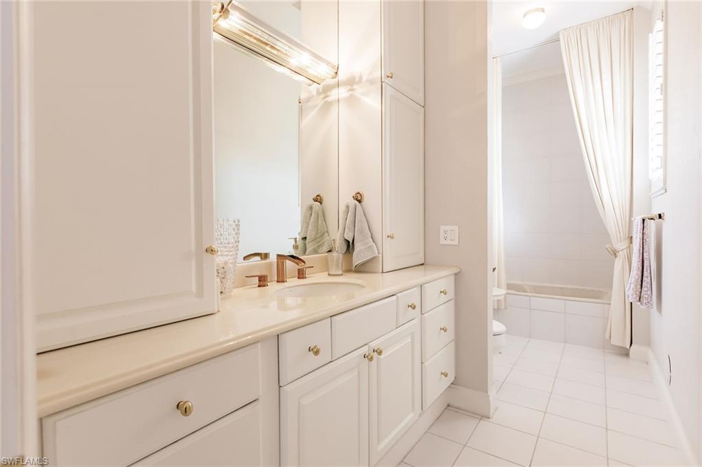 376 Leatherfern Ln Property Photo 26