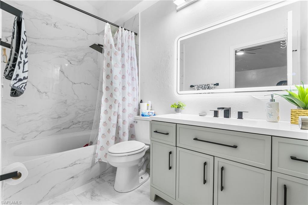 1871 Golden Gate Blvd E Property Photo 16