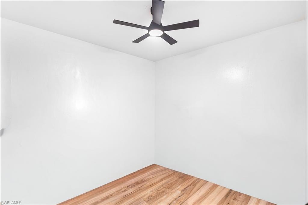 1871 Golden Gate Blvd E Property Photo 19