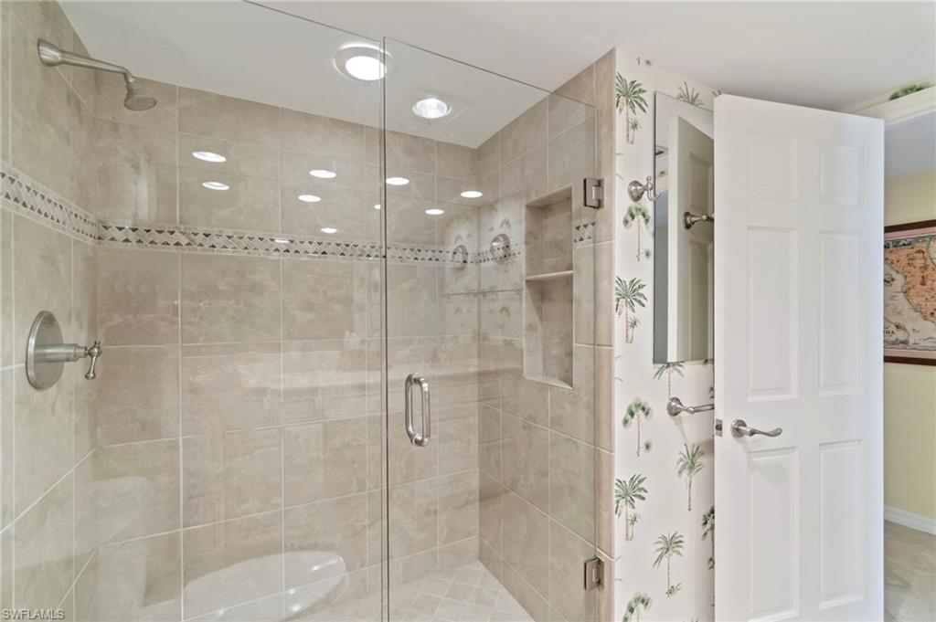 3483 Gulf Shore Blvd N 105 - At 2nd Floor Level Property Photo 20
