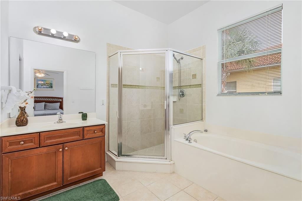 9814 Quinta Artesa Way 102 Property Photo 17