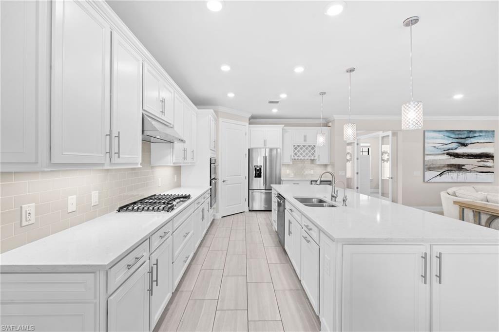 6907 Cocoplum St Property Photo 4