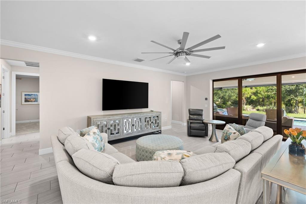 6907 Cocoplum St Property Photo 17