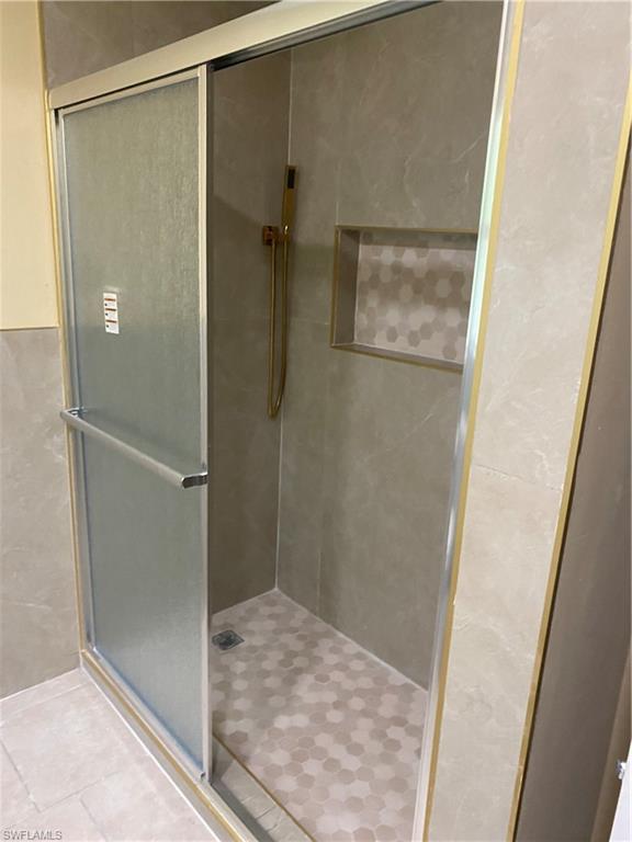 2702 Robin Ave S Property Photo 25