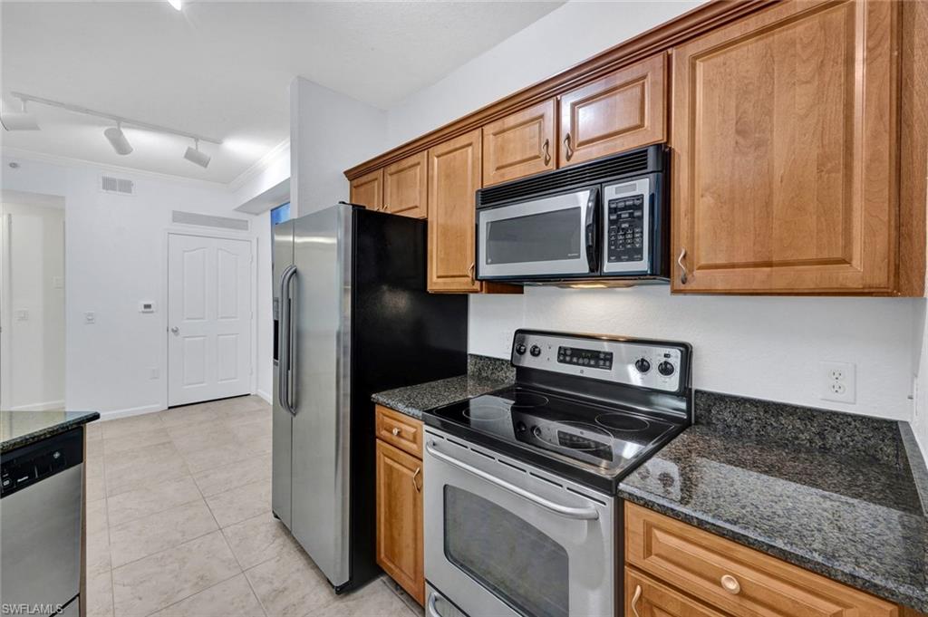 12955 Positano Cir 306 Property Photo 12